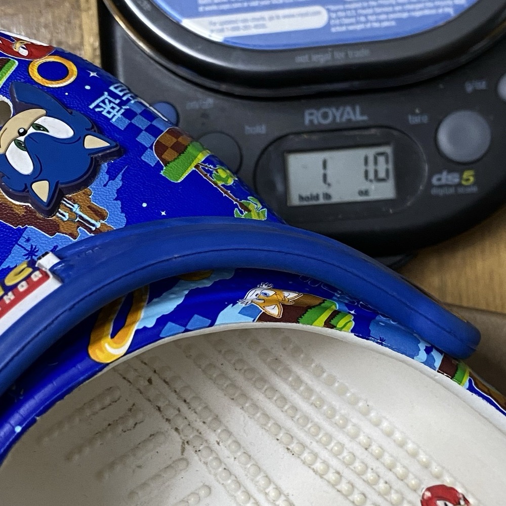 Crocs Sonic Hedgehog Classic Clog Kids 5 J Blue Kidcore Gamercore Video Game Fun - Picture 11 of 11